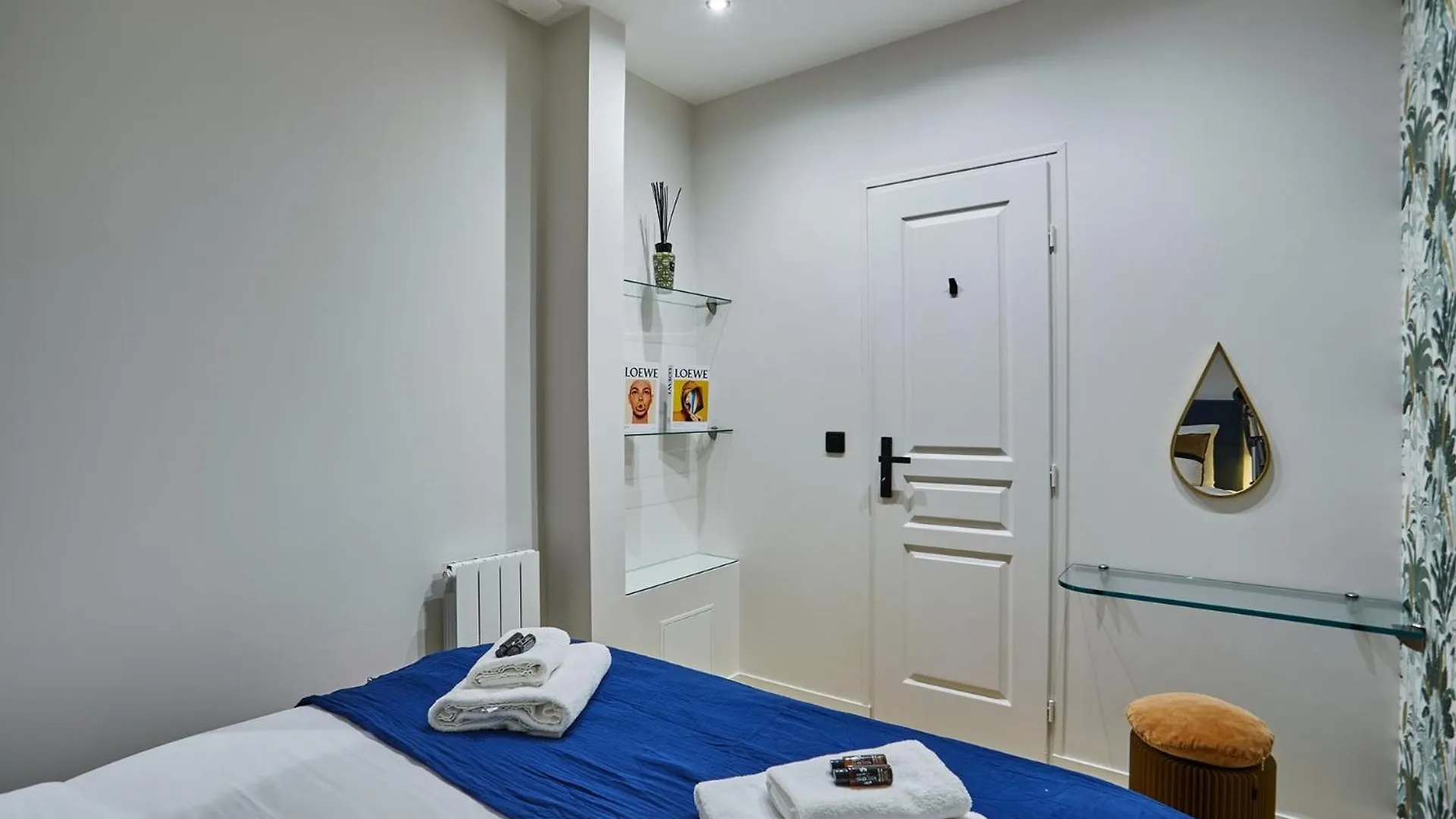 Apartment In The Center Of Paris By Studioprestige
